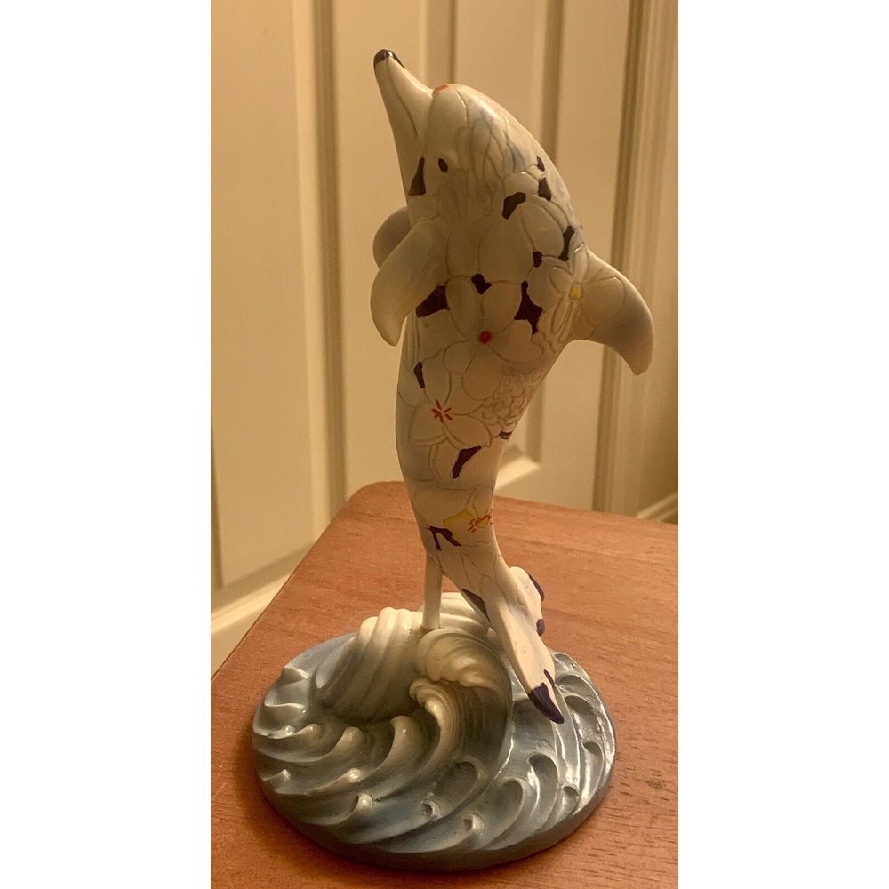 2003 Dolphins‎ Around Town Beach Statue 8" Hard to Find Dolphin Daisy #13523